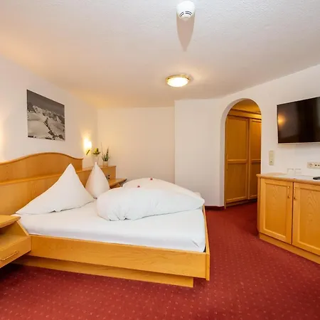 Garni Tyola 3* Ischgl