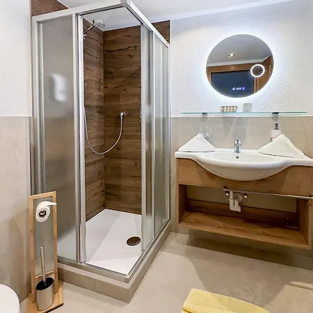 Garni Tyola Bed & Breakfast Ischgl